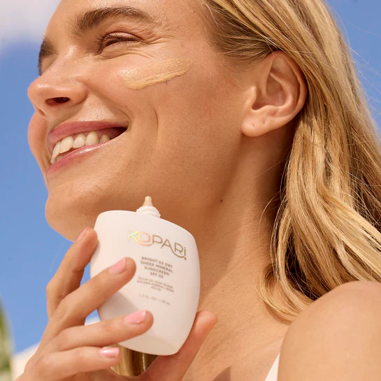 BRIGHT AS DAY Sheer Mineral Sunscreen SPF 50