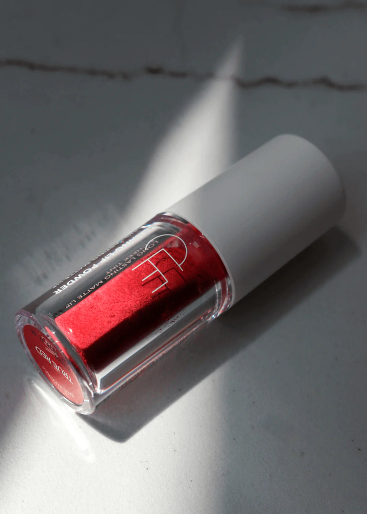 Polvo labial derretible True Red